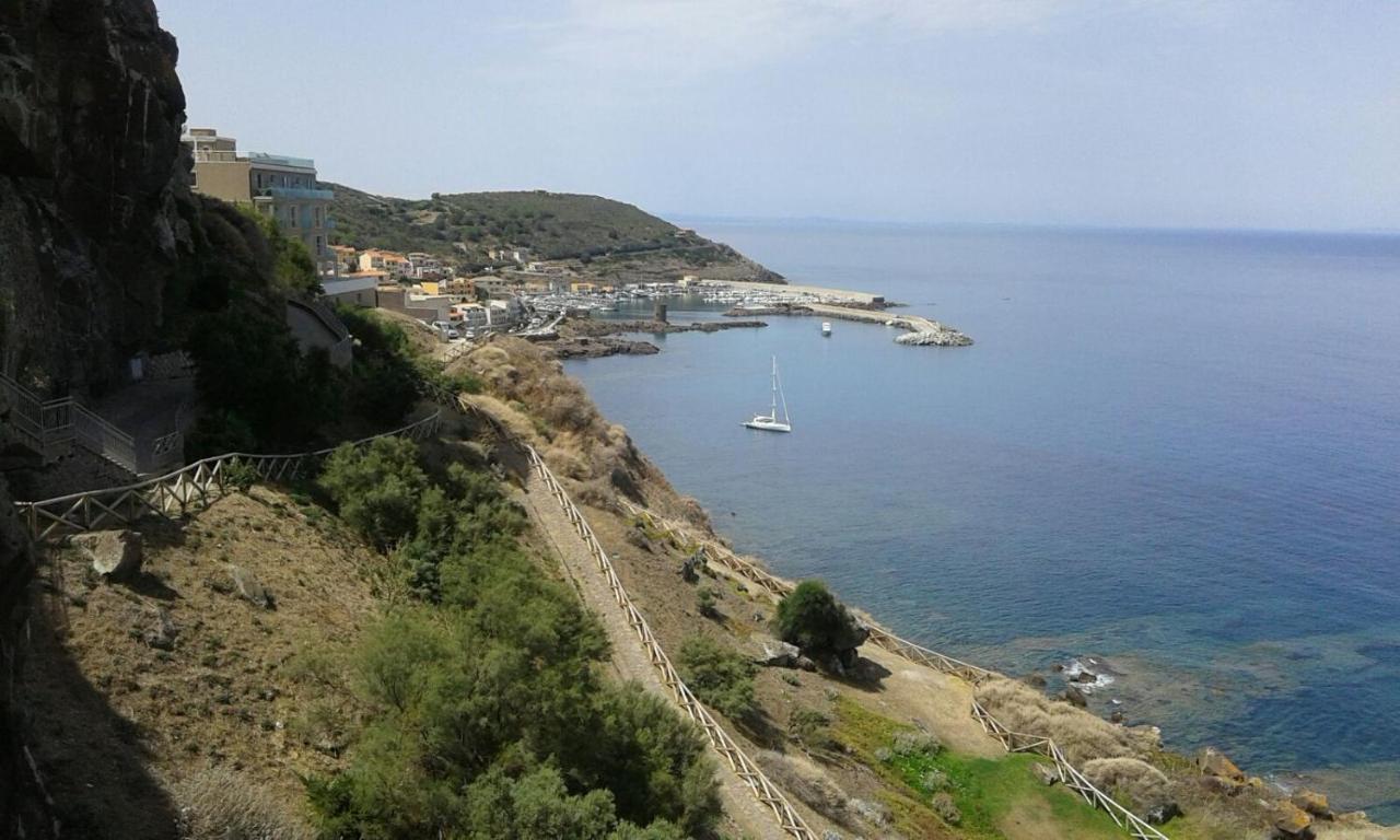 La Terrazza Di Archimede Bed & Breakfast Castelsardo Luaran gambar